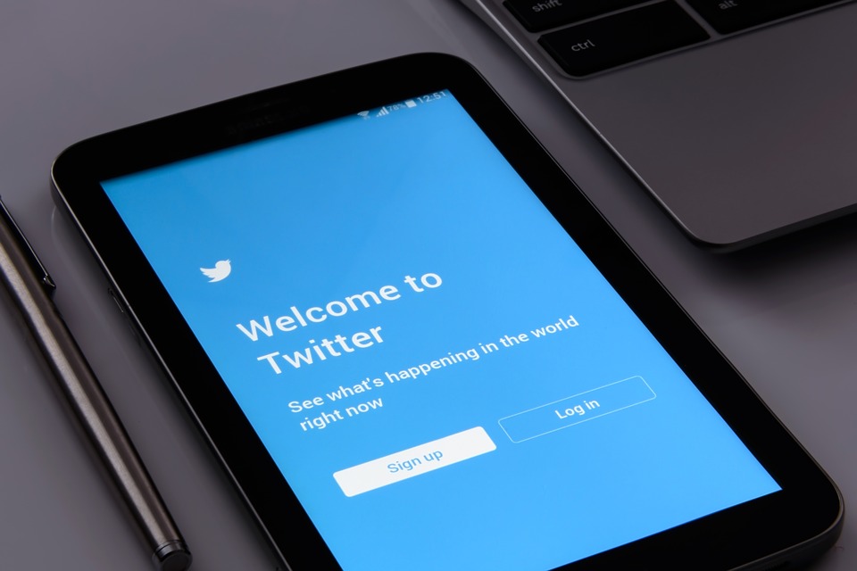 BtoB企業におけるTwitterの活用方法とおすすめのアカウントをまとめました！